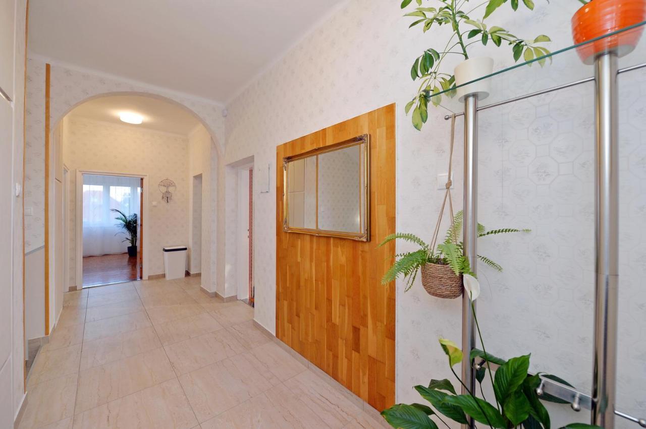 Blackbird Apartment บาลาตอนฟือเรด ภายนอก รูปภาพ